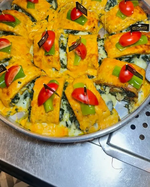 Ispanaklı börek